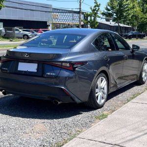 Lexus IS 300 full